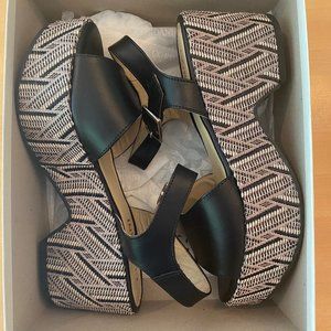 Comfortable Funky Black Cordani Platform Sandal